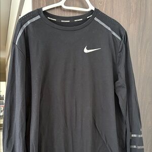 Nike Men's Black and Gray Long Sleeve Tee